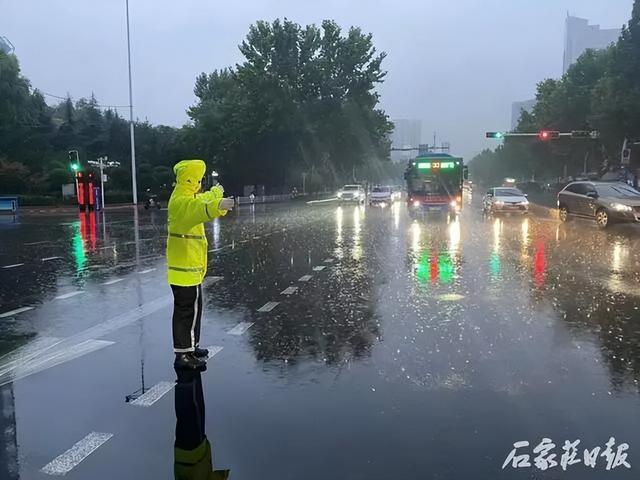 防汛物資|防洪物資廠(chǎng)家|防汛設(shè)備|防汛器材|應(yīng)急救援物資|防洪防汛應(yīng)急物資儲(chǔ)備|防汛應(yīng)急物資