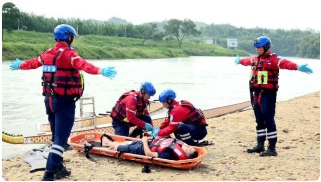 清遠(yuǎn)市清新區(qū)這場防汛演練&ldquo;動真格&rdquo;